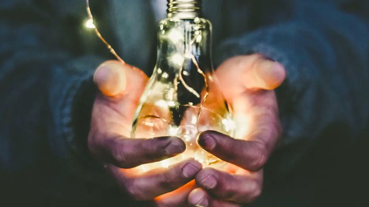 Article photo for What are the safety considerations when working with solar panels